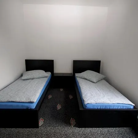 Boardinghouse 2*