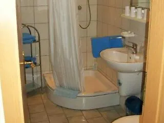 Boardinghouse 2*